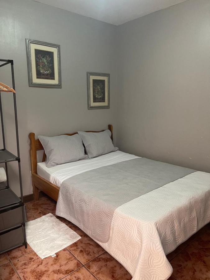 Relax In Downtown Alajuela 5 Min Near The Airport Exterior photo